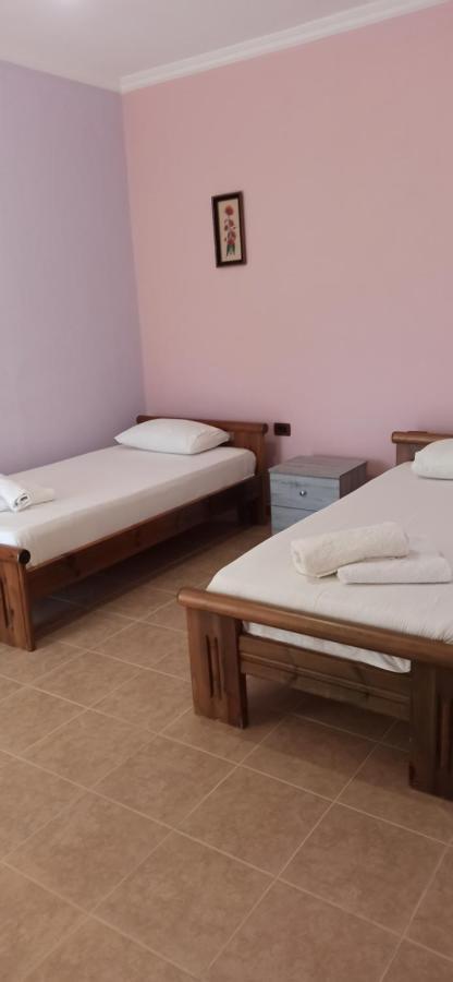 Villa Family Bitri Piqeras المظهر الخارجي الصورة