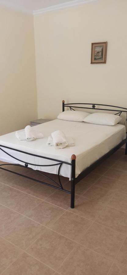 Villa Family Bitri Piqeras المظهر الخارجي الصورة